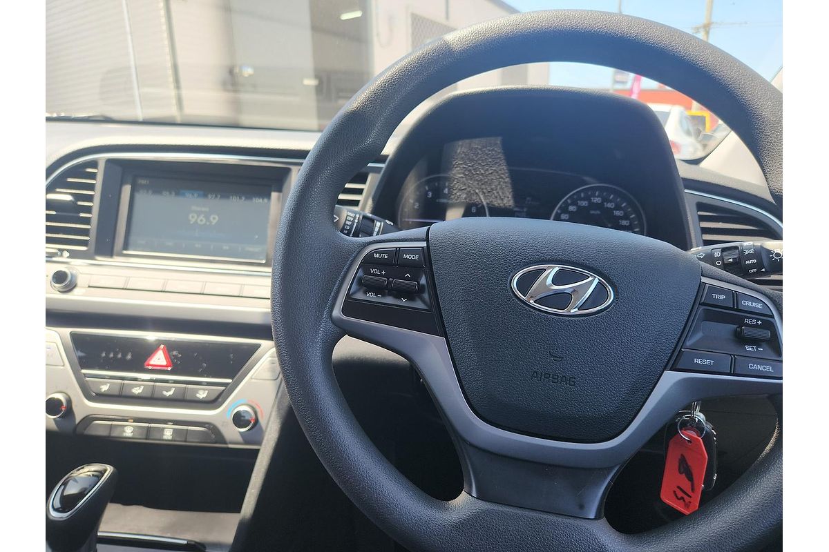 2017 Hyundai Elantra Active AD