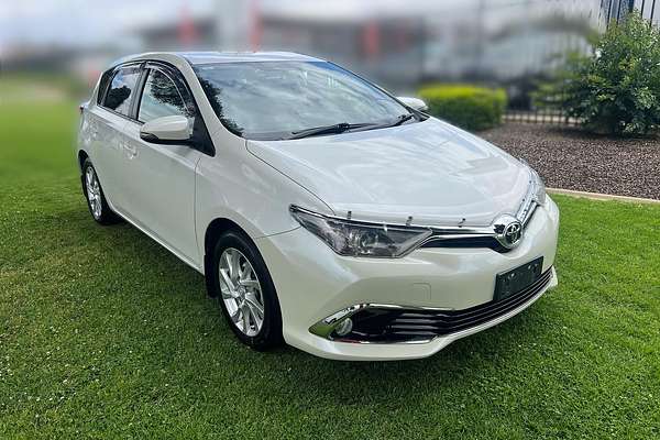 2015 Toyota Corolla Ascent Sport ZRE182R