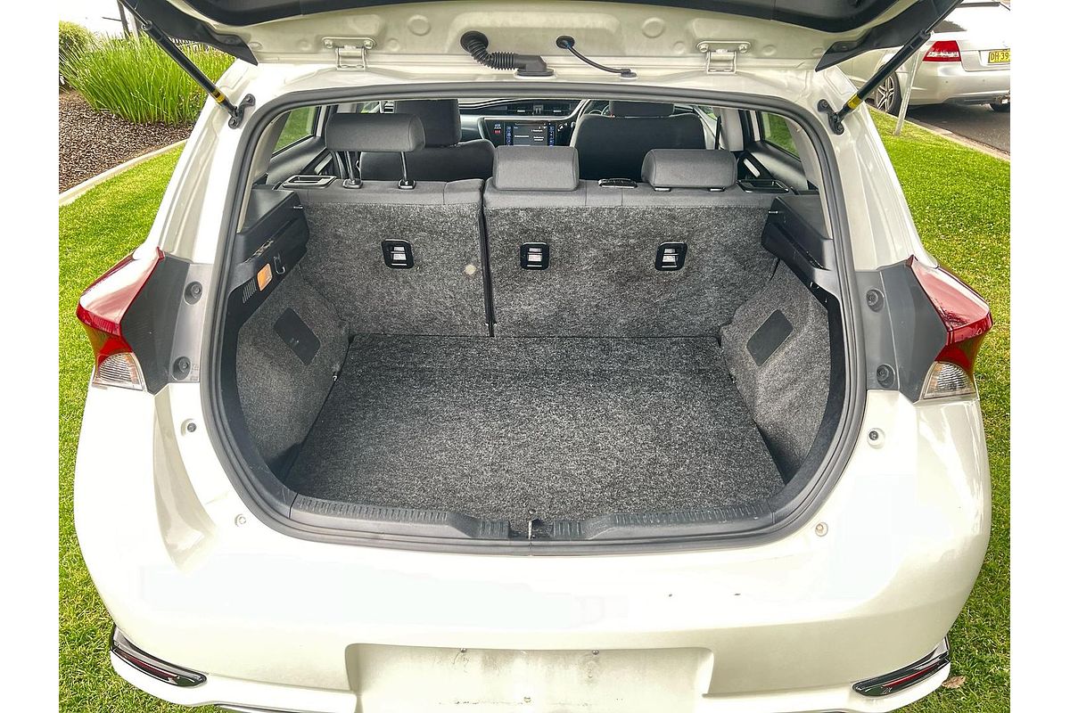 2015 Toyota Corolla Ascent Sport ZRE182R