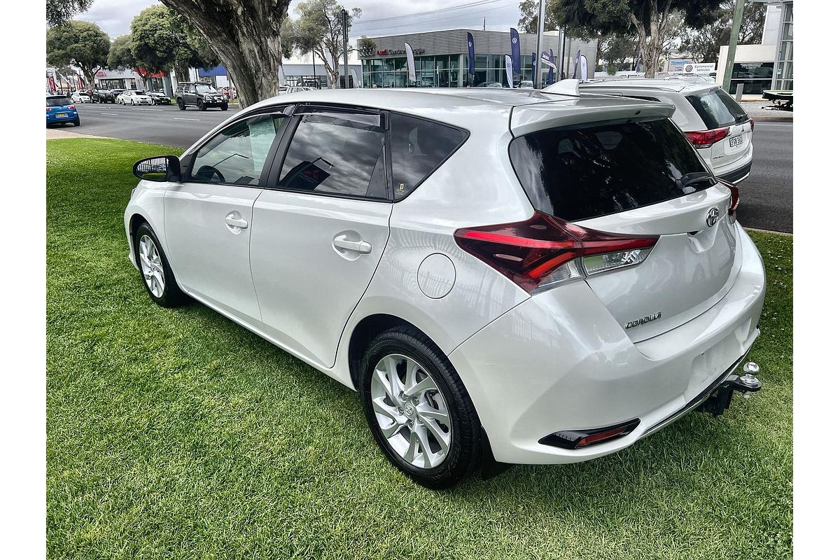 2015 Toyota Corolla Ascent Sport ZRE182R