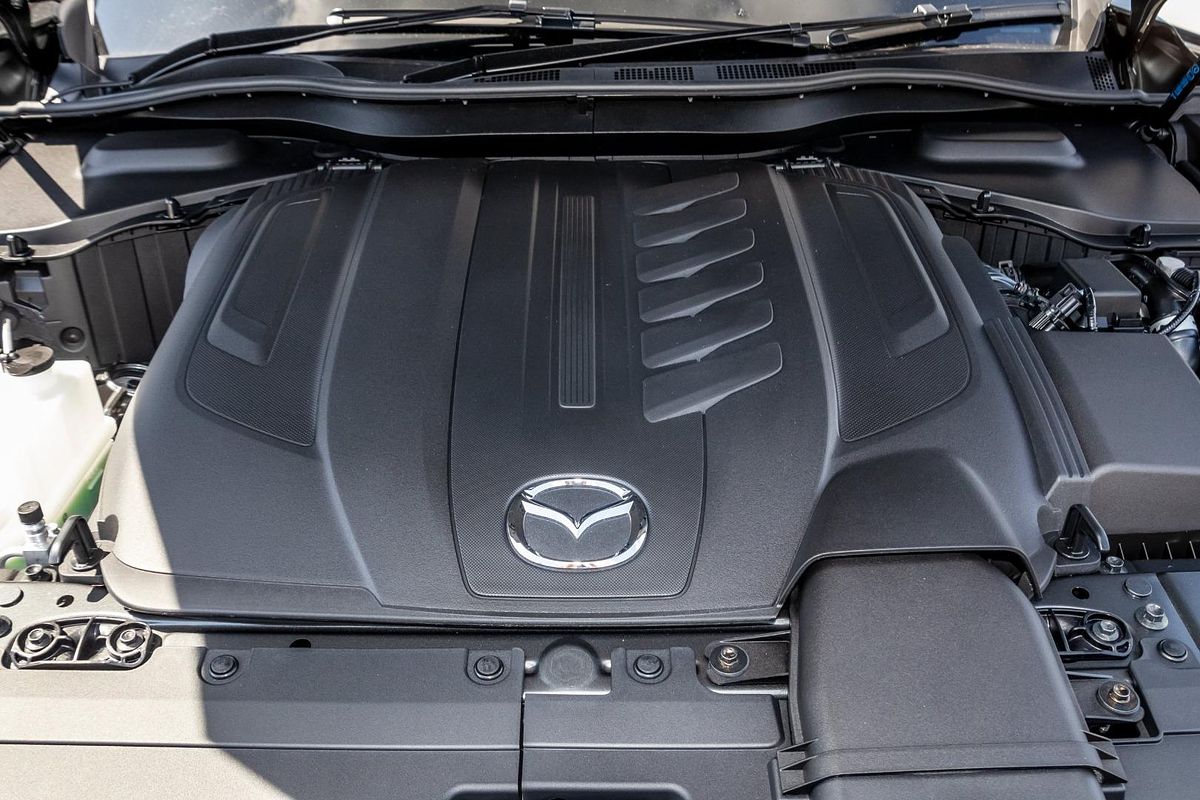 2024 Mazda CX-70 G50e Azami KJ