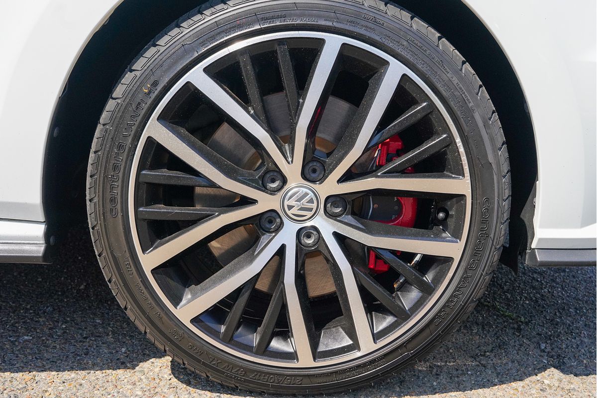 2015 Volkswagen Polo GTI 6R