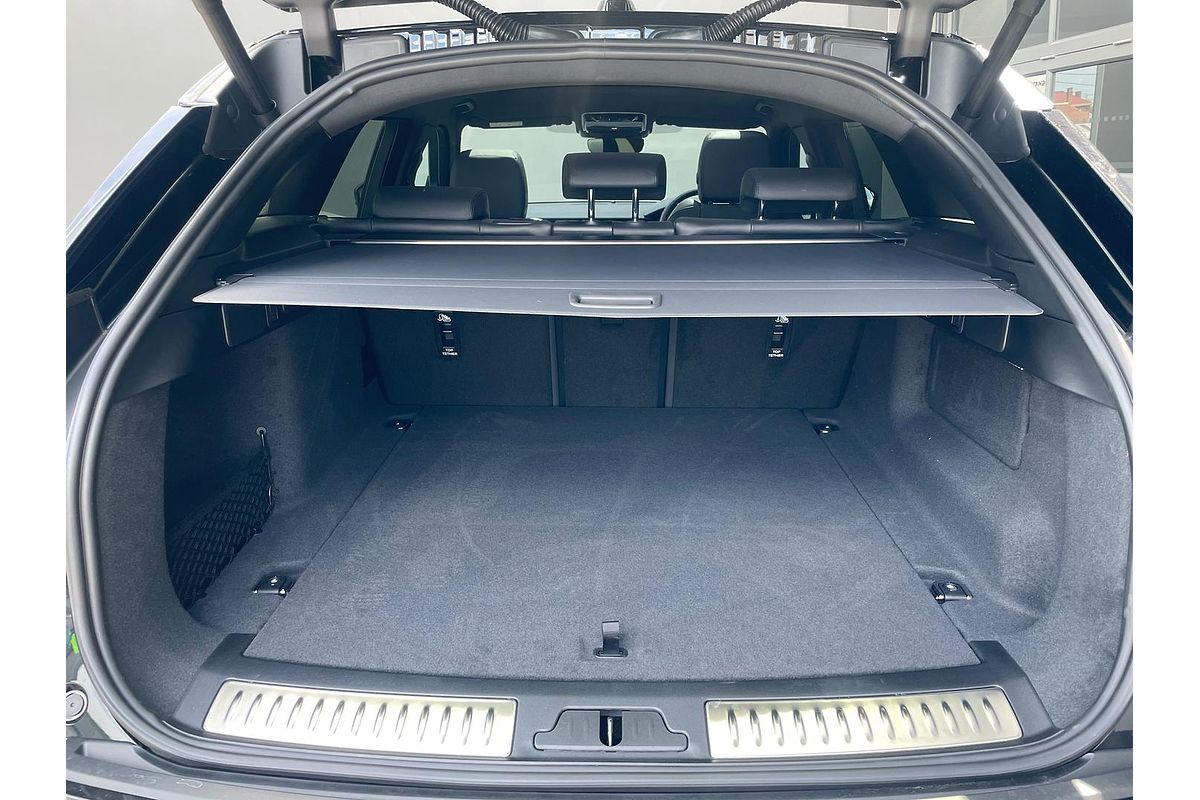 2024 Land Rover Range Rover Velar P250 Dynamic SE L560