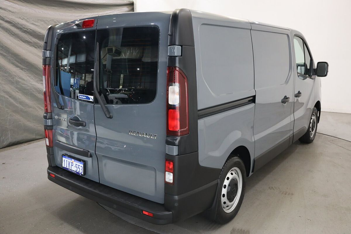 2023 Renault Trafic Pro X82 SWB