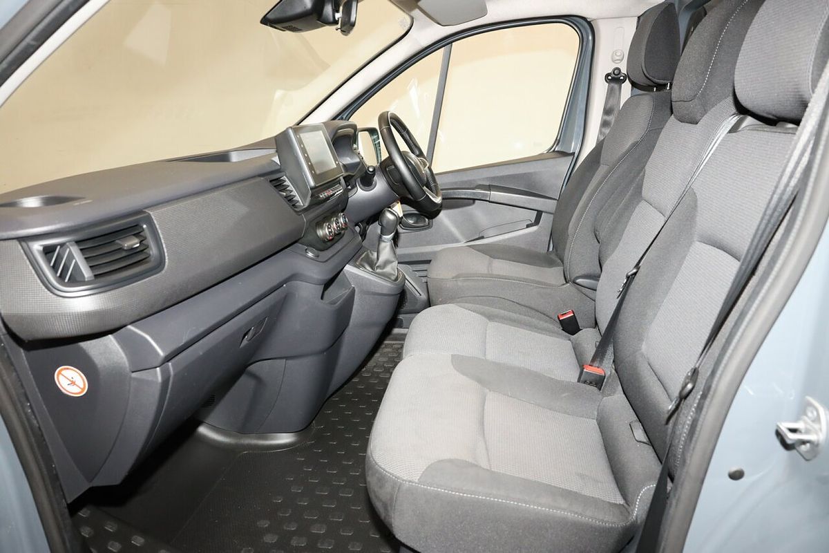 2023 Renault Trafic Pro X82 SWB