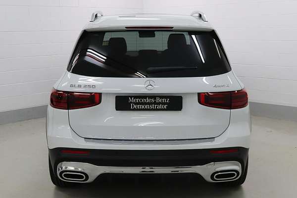 2024 Mercedes-Benz GLB-Class GLB250 X247