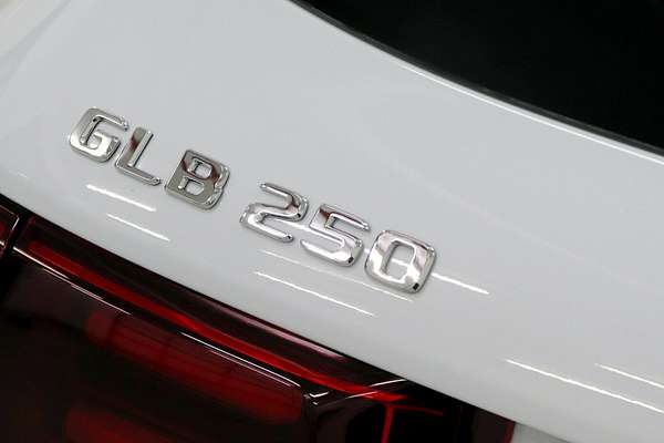 2024 Mercedes-Benz GLB-Class GLB250 X247