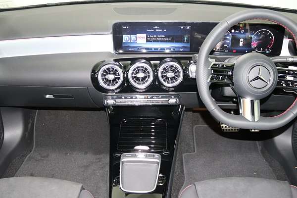 2024 Mercedes-Benz A-Class A200 W177