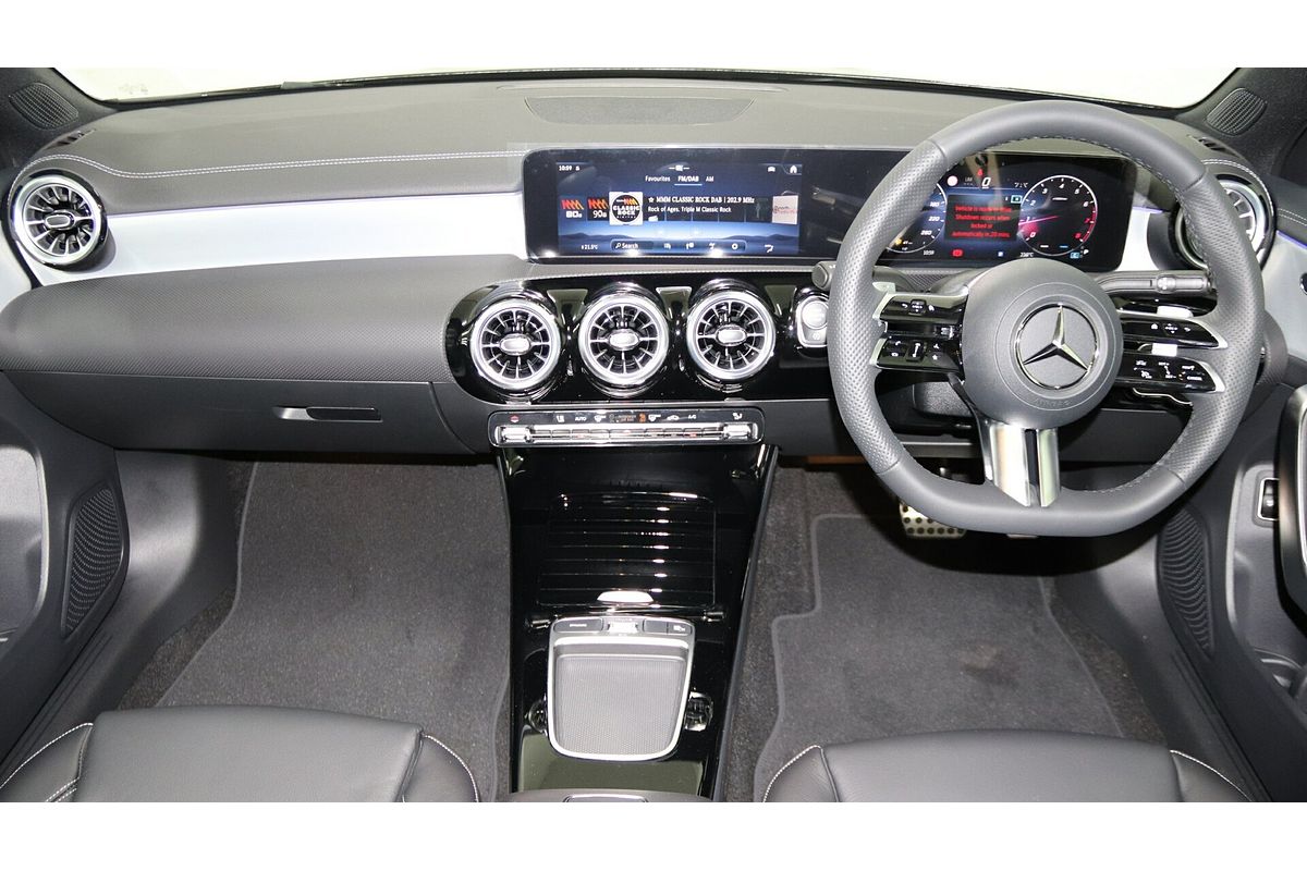 2024 Mercedes-Benz A-Class A250 V177