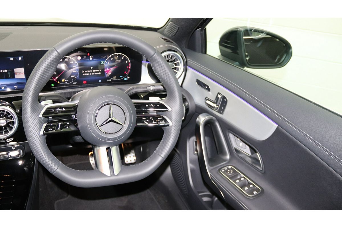 2024 Mercedes-Benz A-Class A250 V177