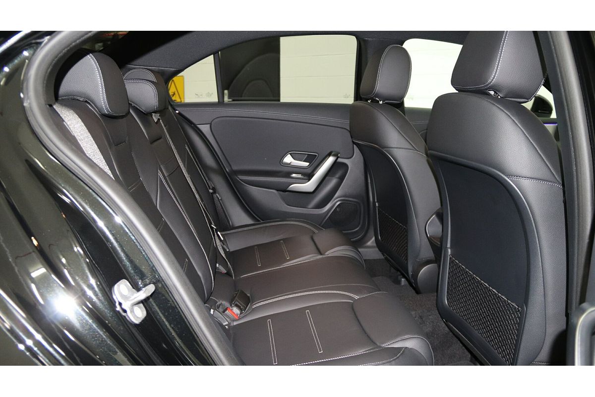 2024 Mercedes-Benz A-Class A250 V177