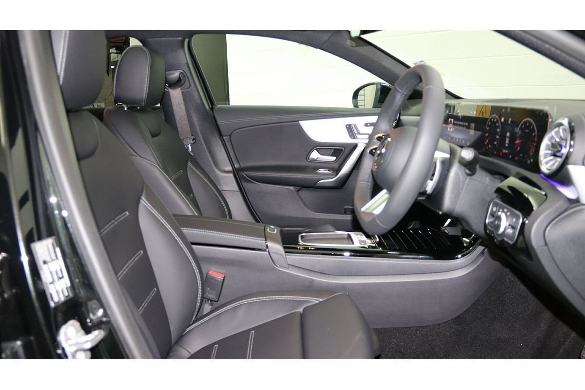 2024 Mercedes-Benz A-Class A250 V177