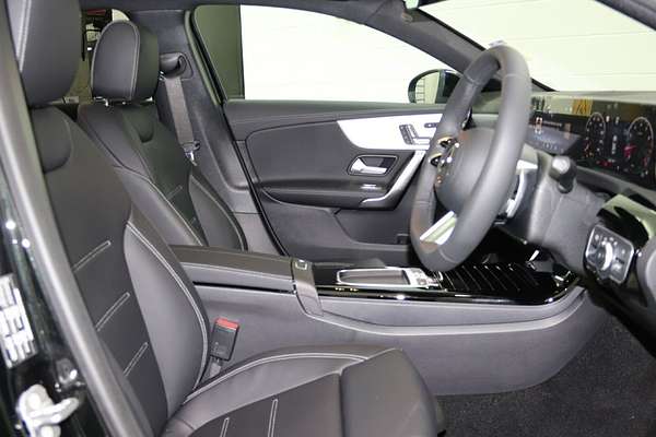 2024 Mercedes-Benz A-Class A250 V177