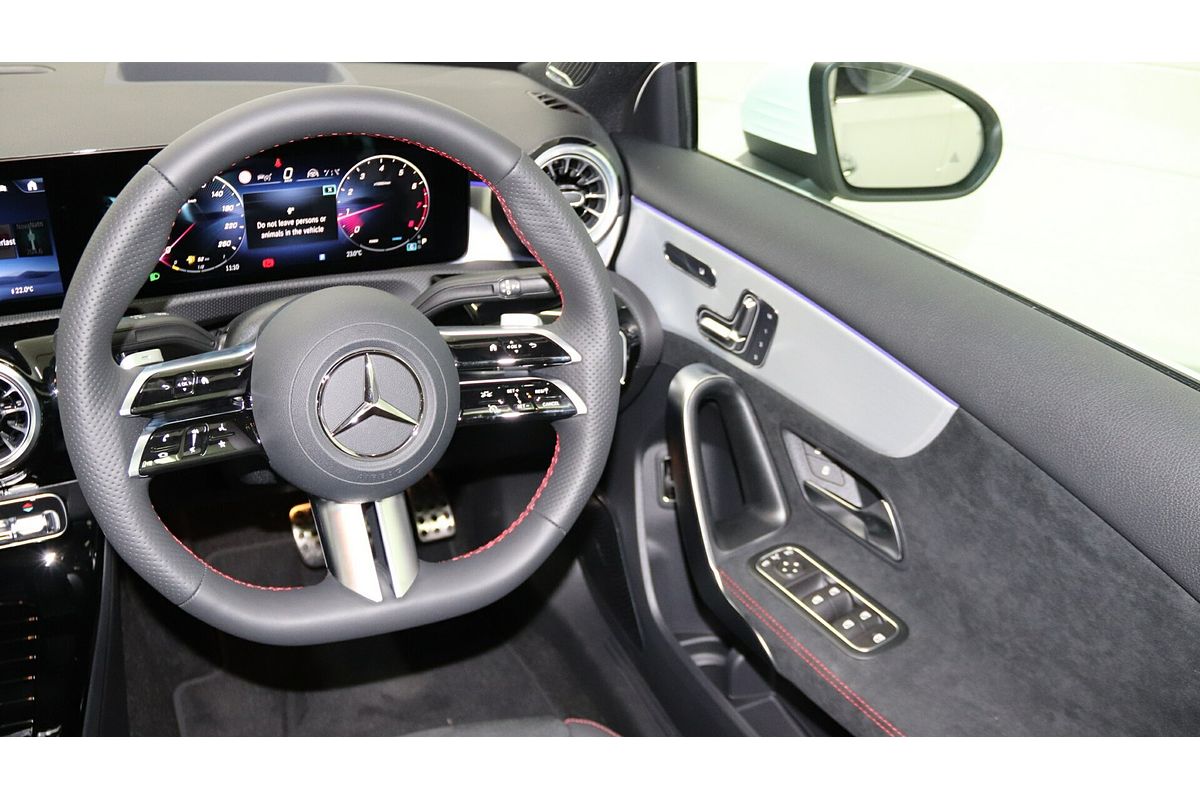 2024 Mercedes-Benz A-Class A250 V177