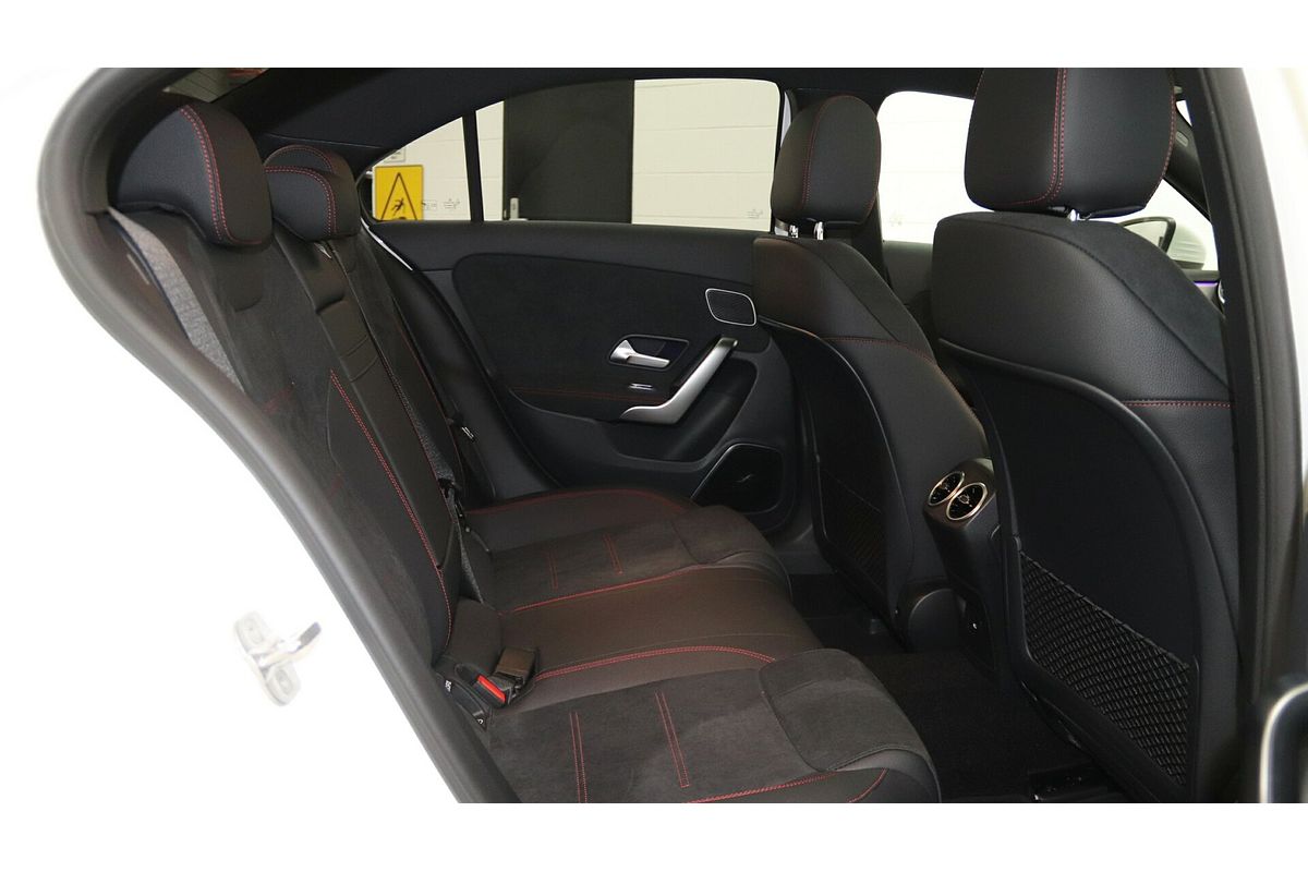 2024 Mercedes-Benz A-Class A250 V177