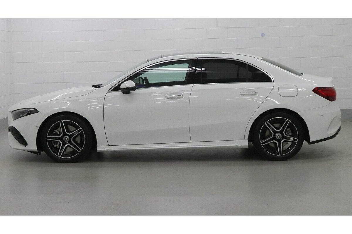 2024 Mercedes-Benz A-Class A250 V177
