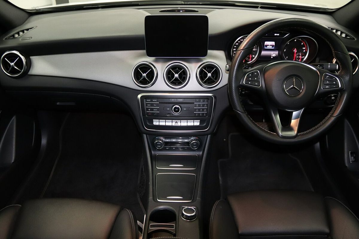 2017 Mercedes-Benz GLA-Class GLA220 d X156