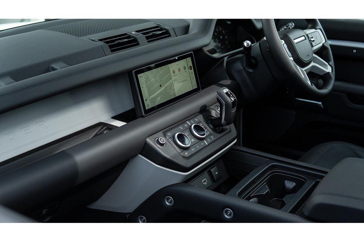 2024 Land Rover Defender 110 P300 S L663