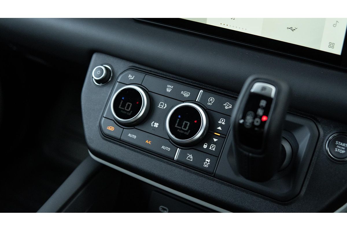 2024 Land Rover Defender 110 P300 S L663