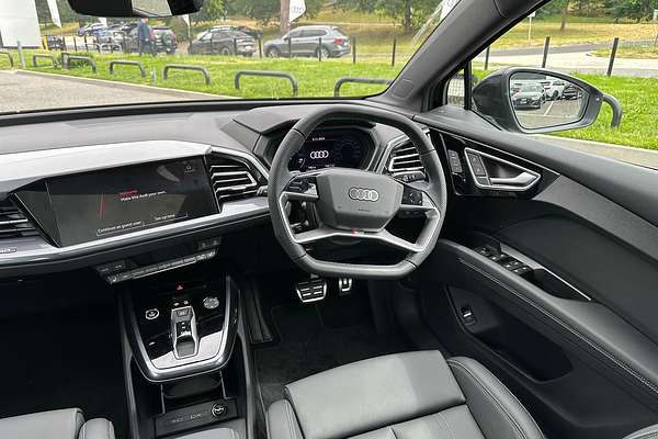 2024 Audi Q4 e-tron 55 F4