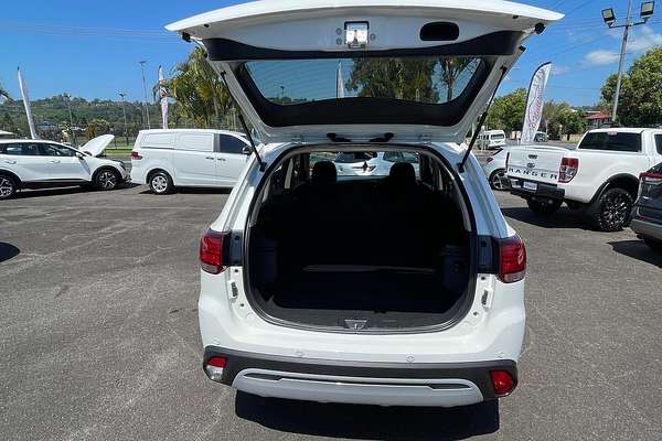 2020 Mitsubishi Outlander ES ZL