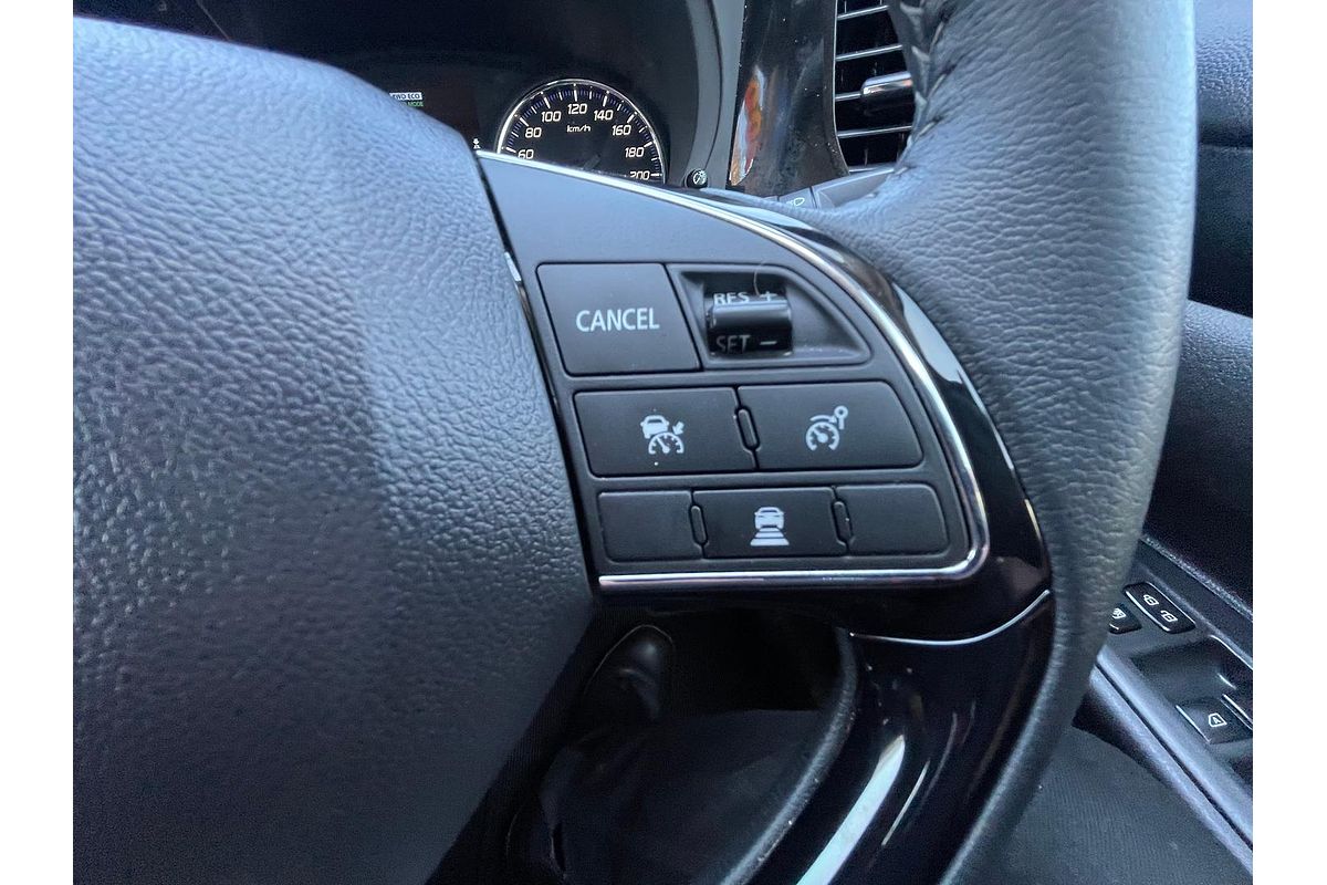 2020 Mitsubishi Outlander ES ZL