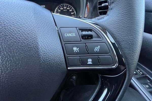 2020 Mitsubishi Outlander ES ZL