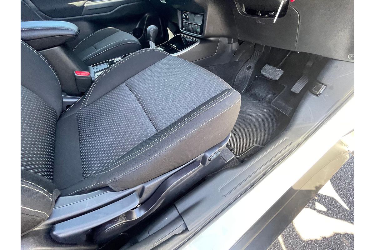 2020 Mitsubishi Outlander ES ZL