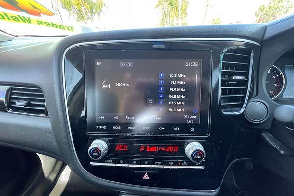 2020 Mitsubishi Outlander ES ZL
