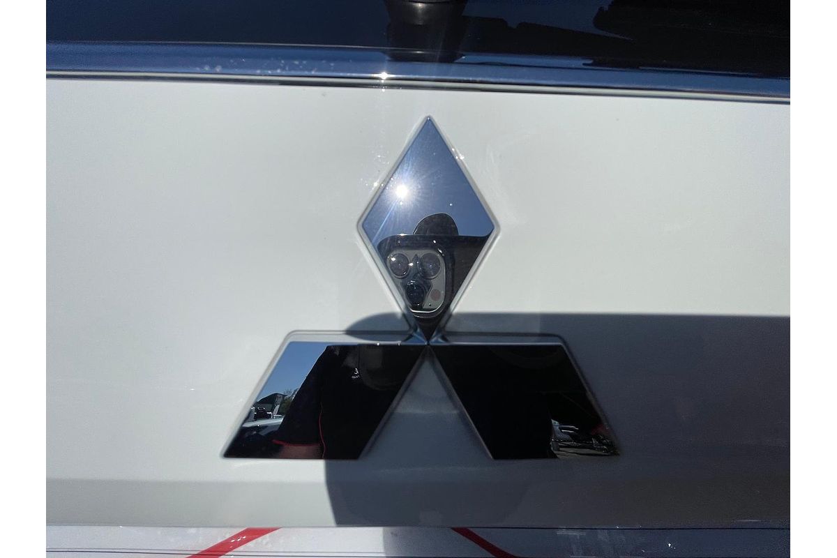 2020 Mitsubishi Outlander ES ZL