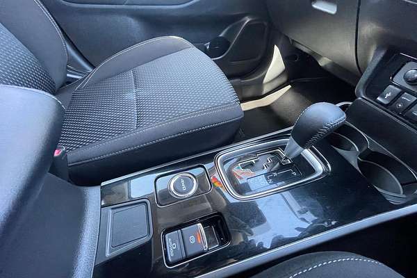 2020 Mitsubishi Outlander ES ZL