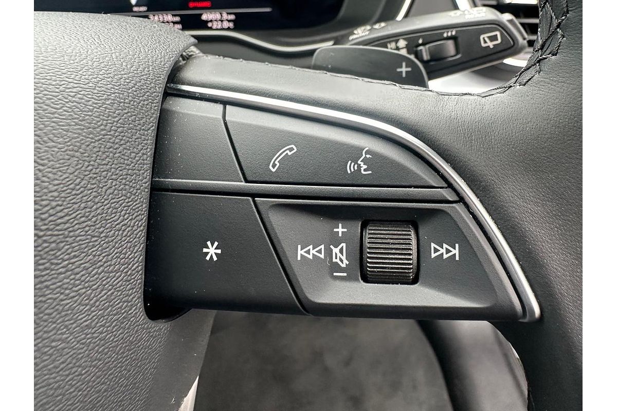 2023 Audi Q5 40 TDI S Line FY