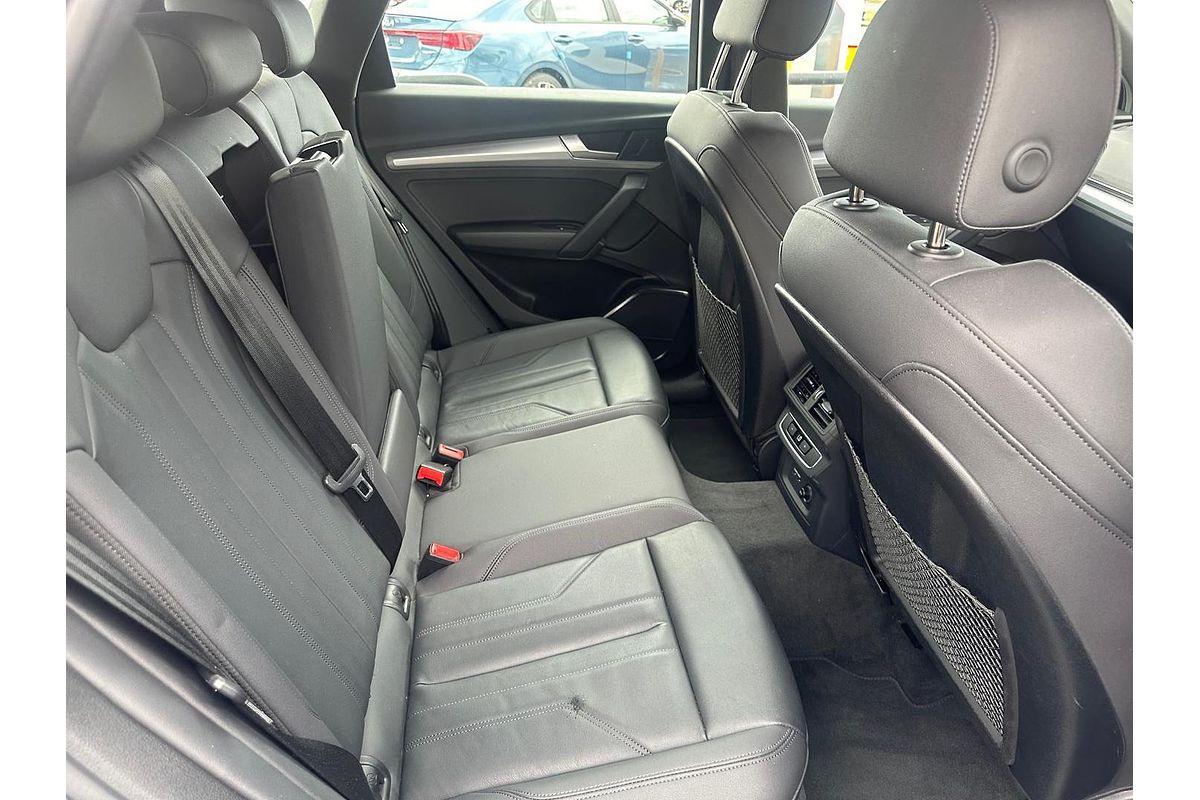 2023 Audi Q5 40 TDI S Line FY