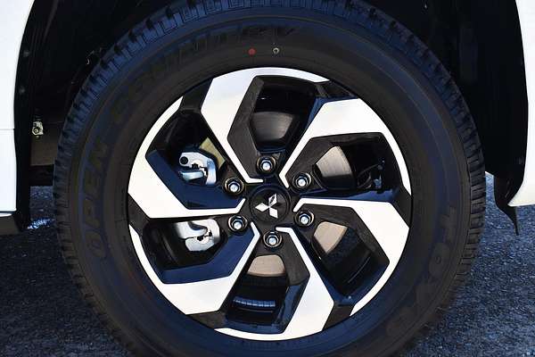 2024 Mitsubishi Pajero Sport GLS QG