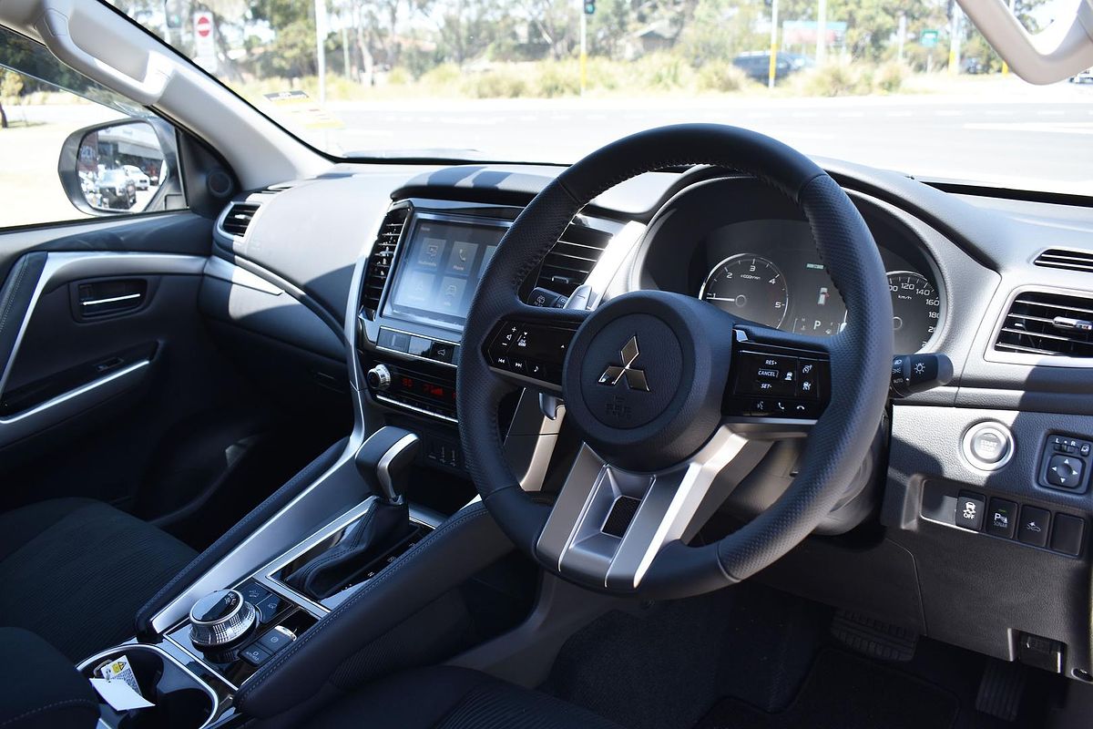 2024 Mitsubishi Pajero Sport GLS QG