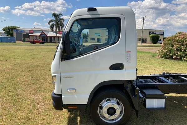 2024 Fuso Canter 815