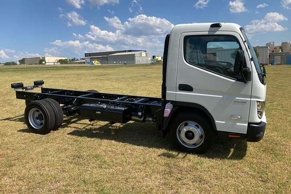 2024 Fuso Canter 815