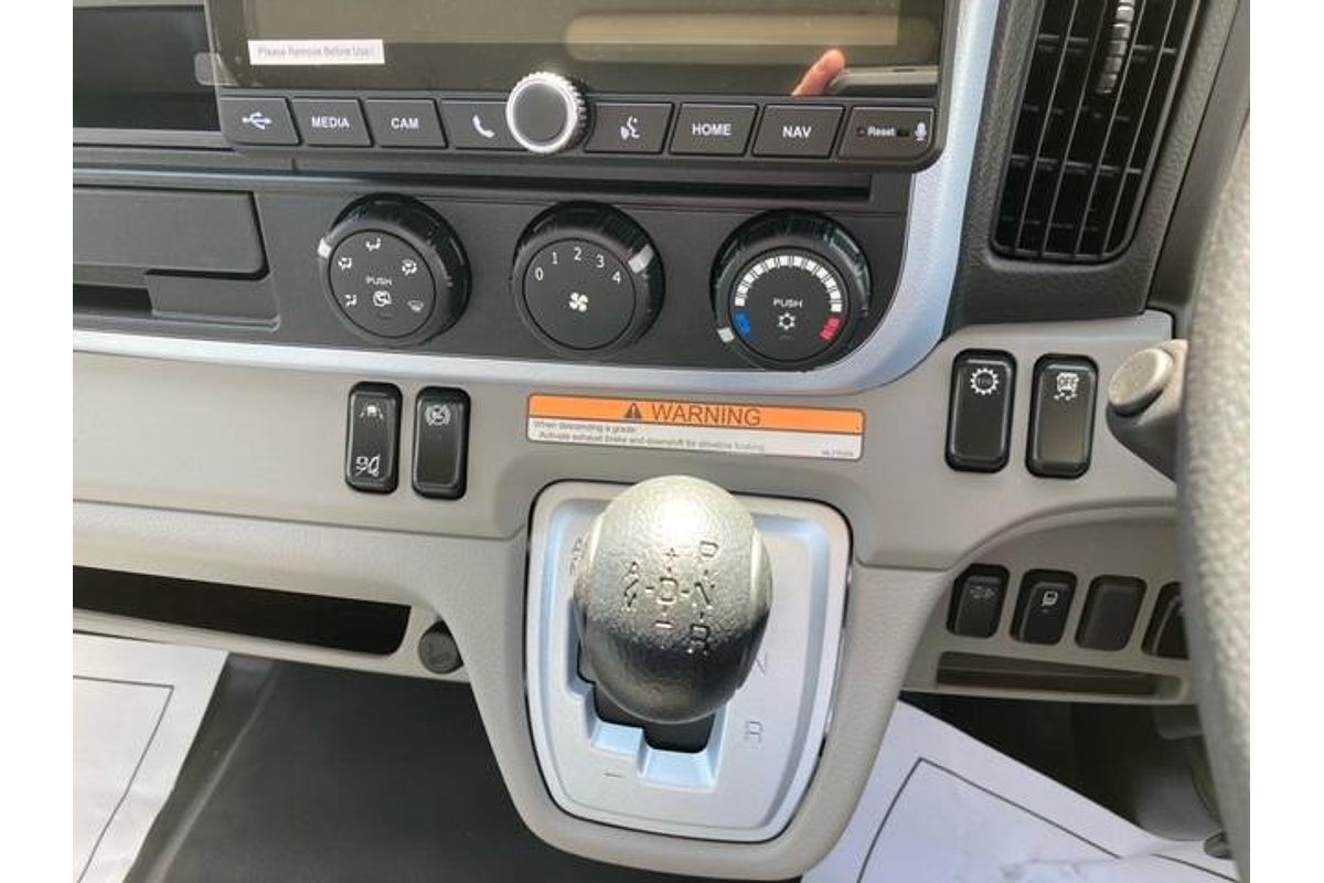 2024 Fuso Canter 815