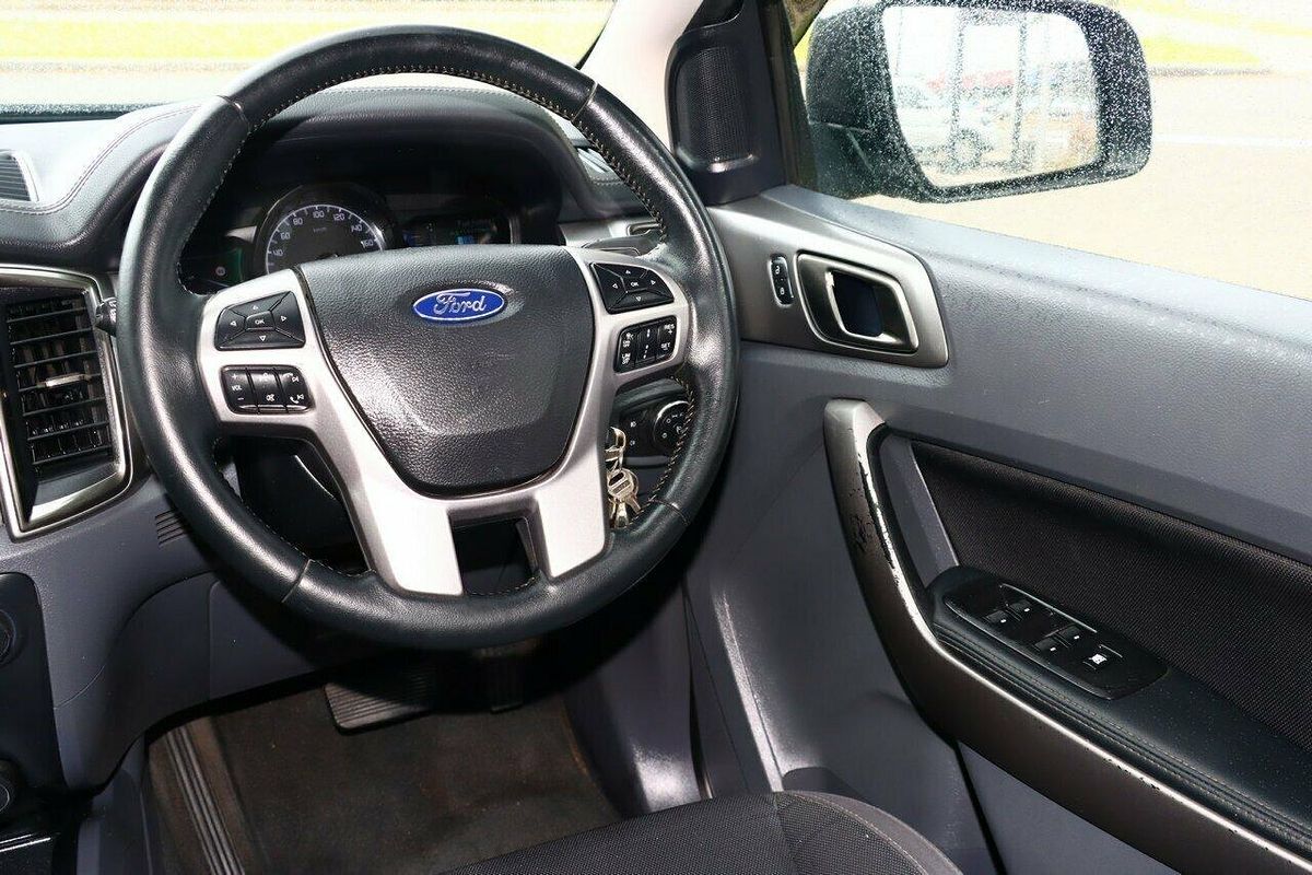 2017 Ford Everest Trend UA