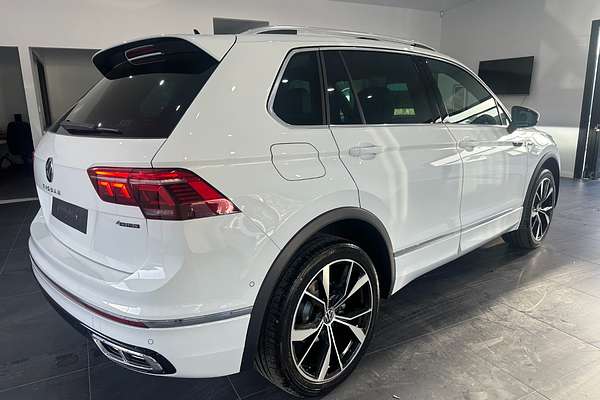 2024 Volkswagen Tiguan 162TSI R-Line 5N