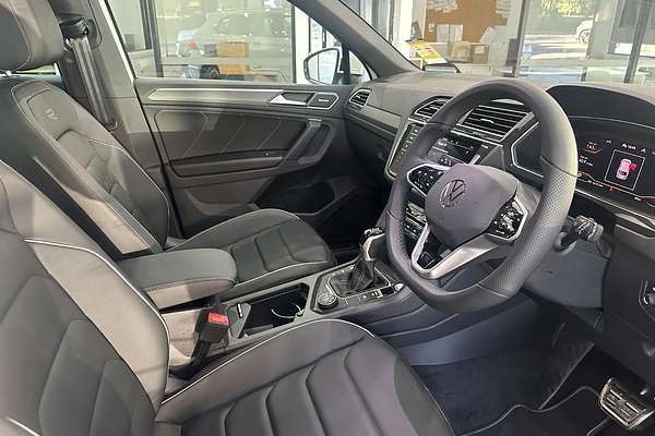 2024 Volkswagen Tiguan 162TSI R-Line 5N