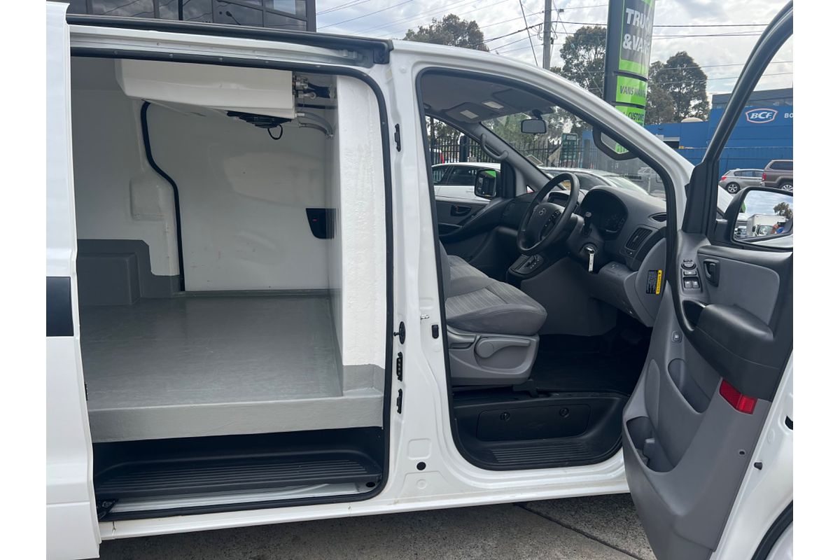 2018 Hyundai iLoad  TQ4