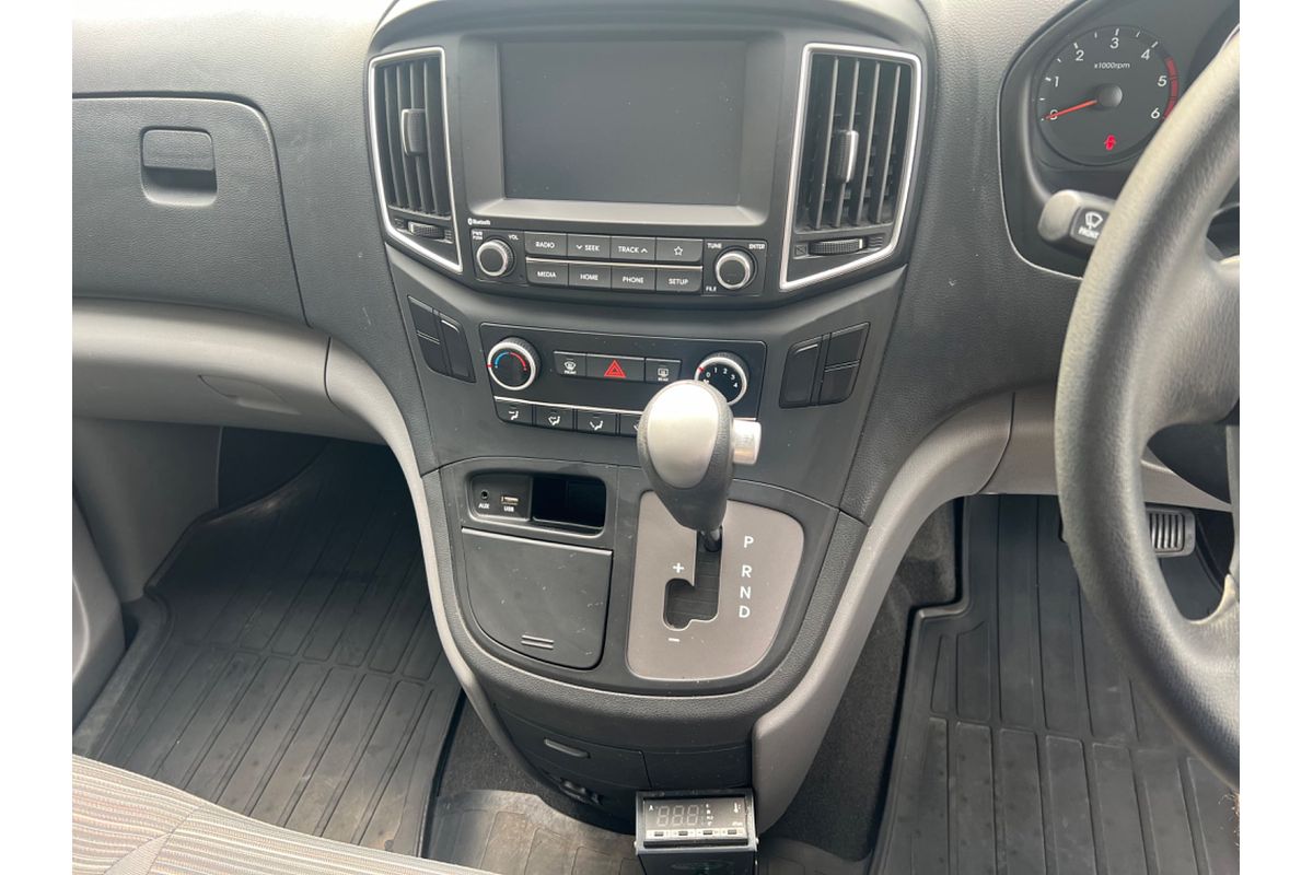 2018 Hyundai iLoad  TQ4