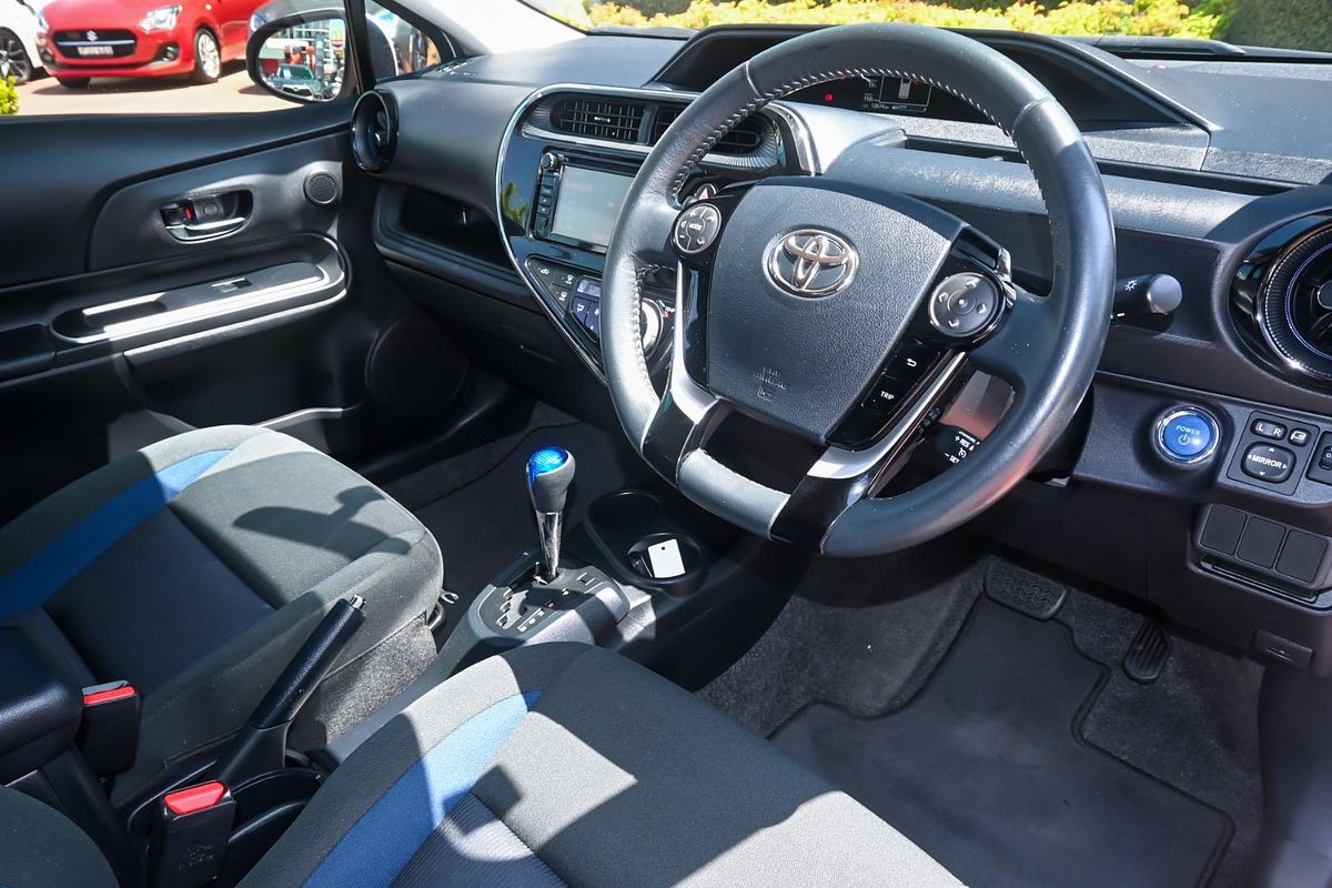 2019 Toyota Prius C NHP10R