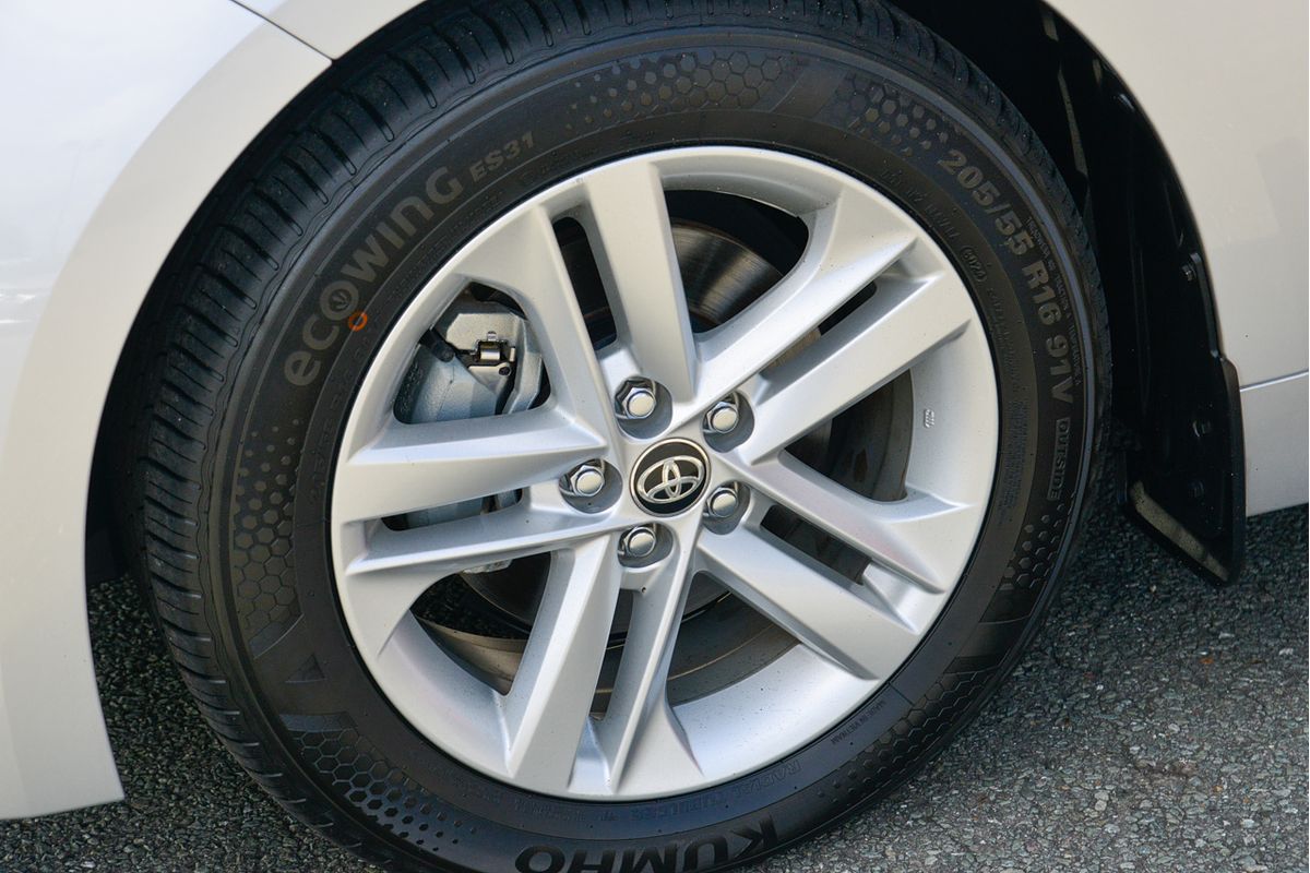 2019 Toyota Corolla Ascent Sport Hybrid ZWE211R
