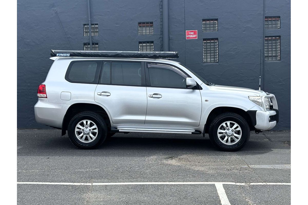 2009 Toyota Landcruiser GXL UZJ200R