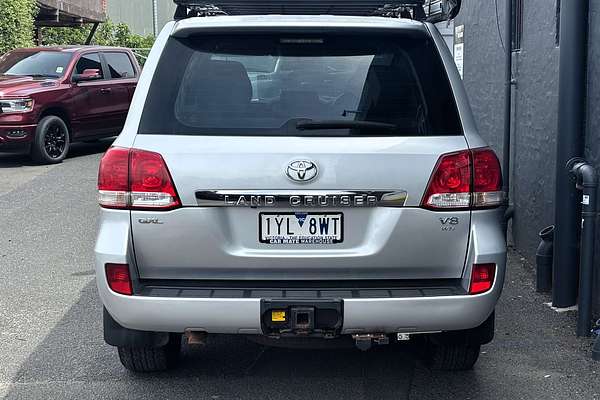2009 Toyota Landcruiser GXL UZJ200R