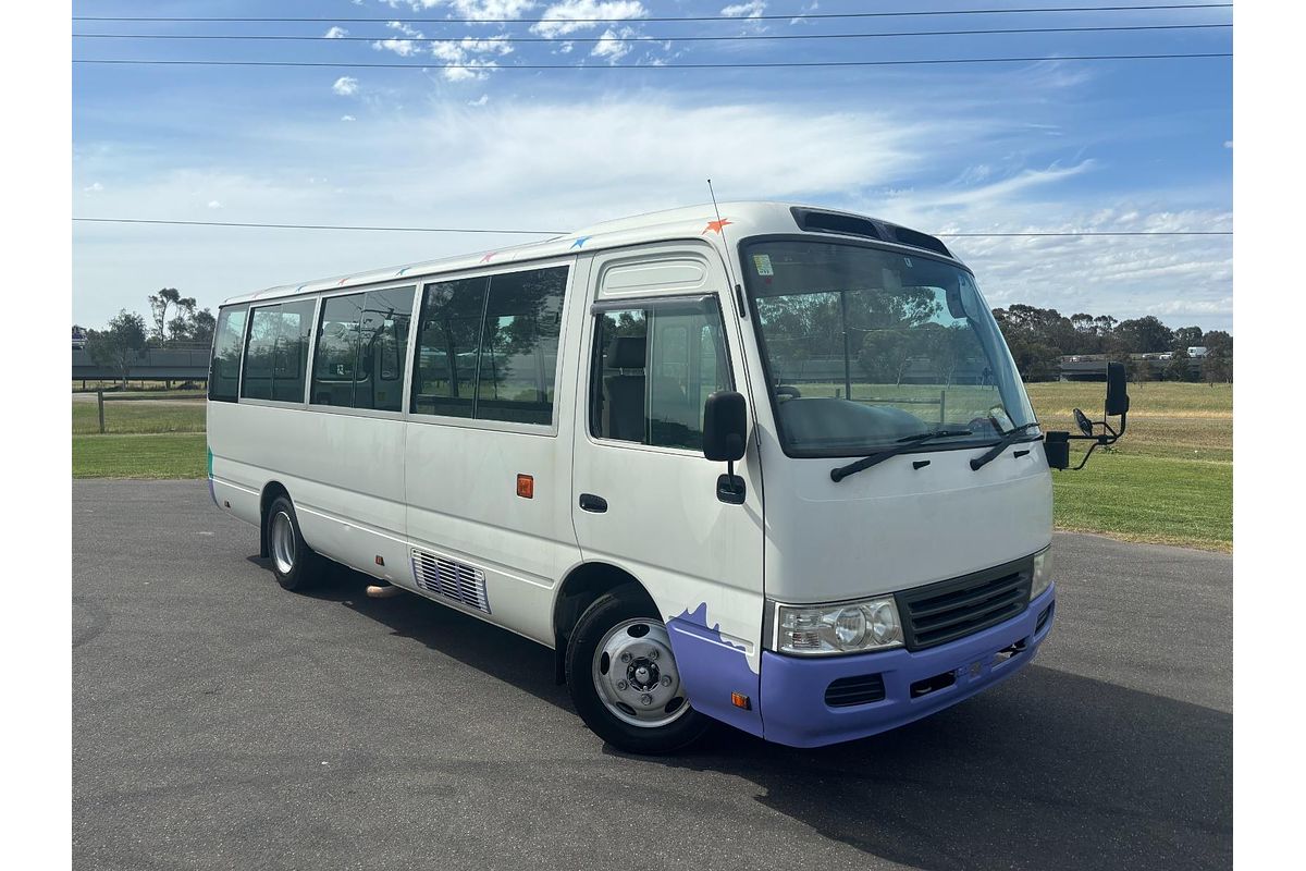 2011 Toyota Coaster Deluxe XZB50R