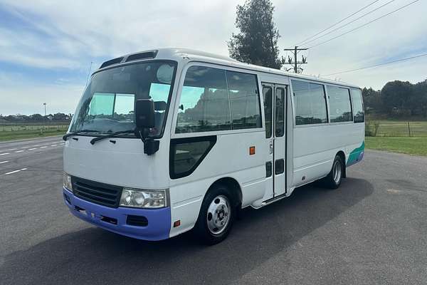 2011 Toyota Coaster Deluxe XZB50R