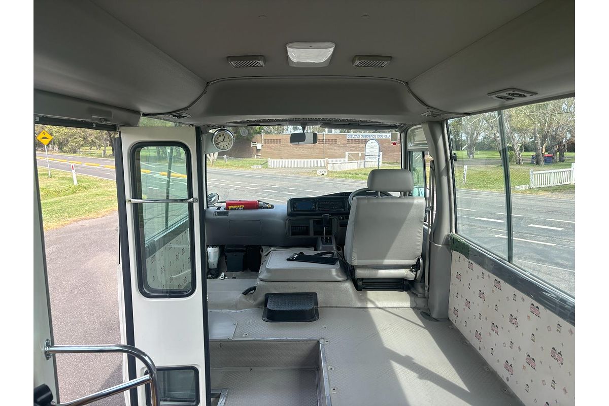 2011 Toyota Coaster Deluxe XZB50R
